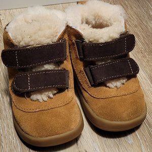UGG Baby's Pritchard Chestnut Suede Chukka Boot - 2/3 (PRE-OWNED)